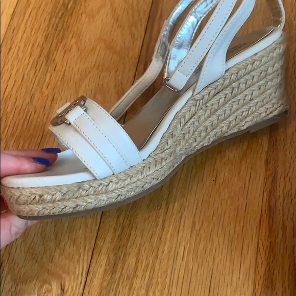 Michael Kors heals - Picture 2 of 5